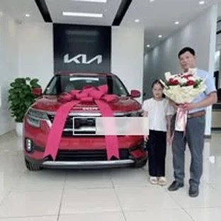 Kia Hà Giang - Hoạt động giới thiệu xe và tư vấn trực tiếp.